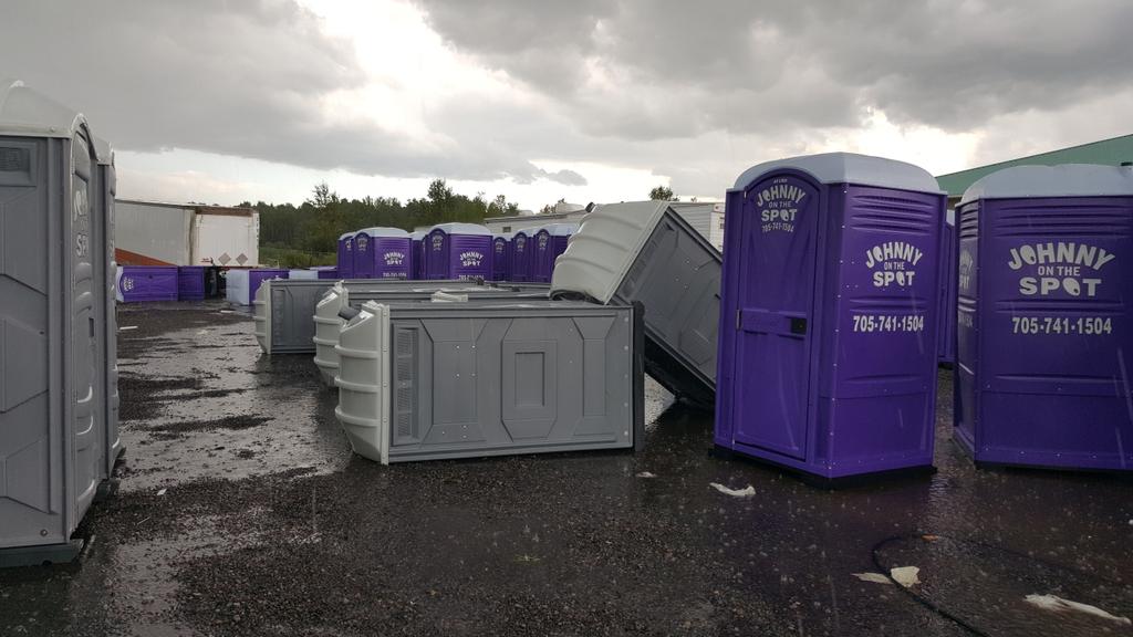 Johnny was hit very hard #storm <a href="/PtboCanada/">#Ptbo Retweets</a> <a href="/Mike_Judson/">Mike Judson</a> <a href="/kawarthaNOW/">kawarthaNOW.com</a>