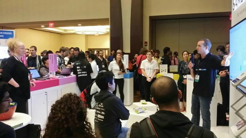 SamsungBiz's tweet photo. Great event @AnDevCon. Find out about more future #SamungCode events at: http://t.co/QseKRizUUv #AnDevCon http://t.co/j15GWnx9DN