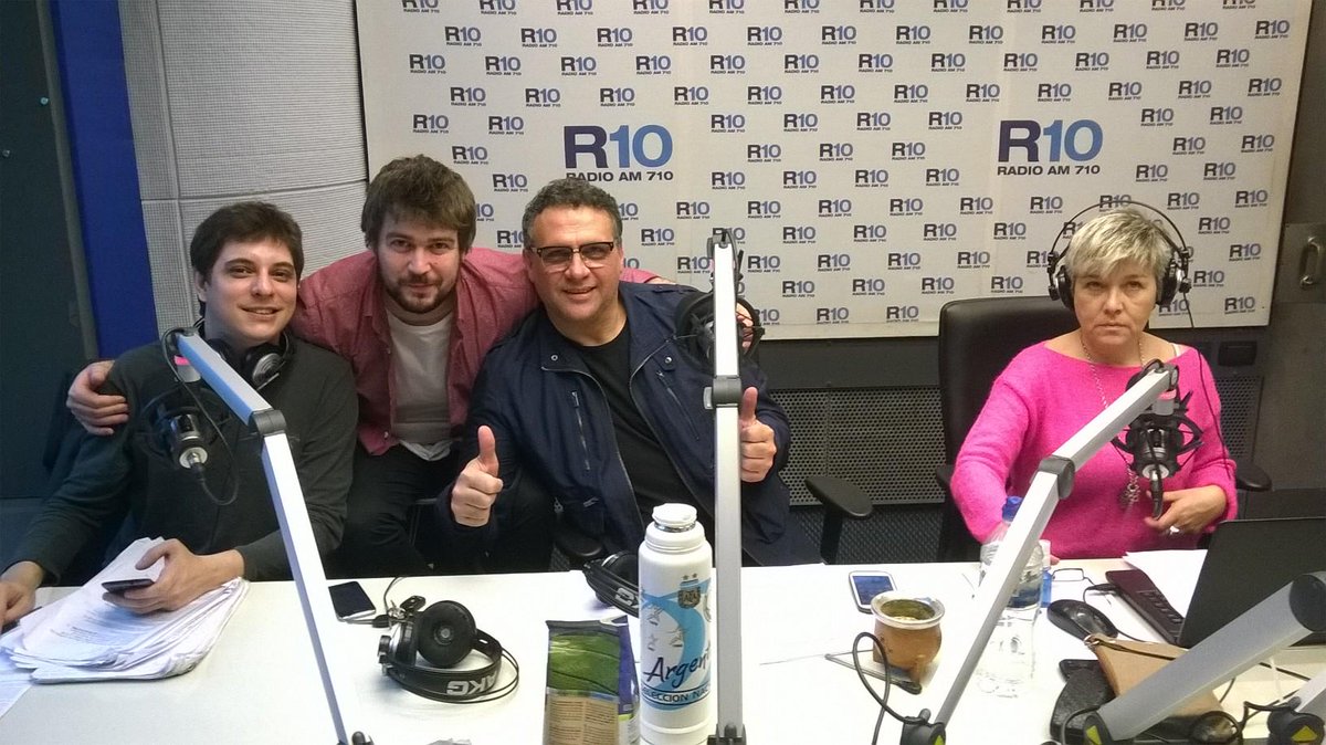 Radio10's tweet photo. #LaTarde @germanpaoloski @maurofederico @laubfal @pinson1972 @mauroszeta @nachobulian @FranciscoPesky @aleariasok http://t.co/HVHV9Pctn9