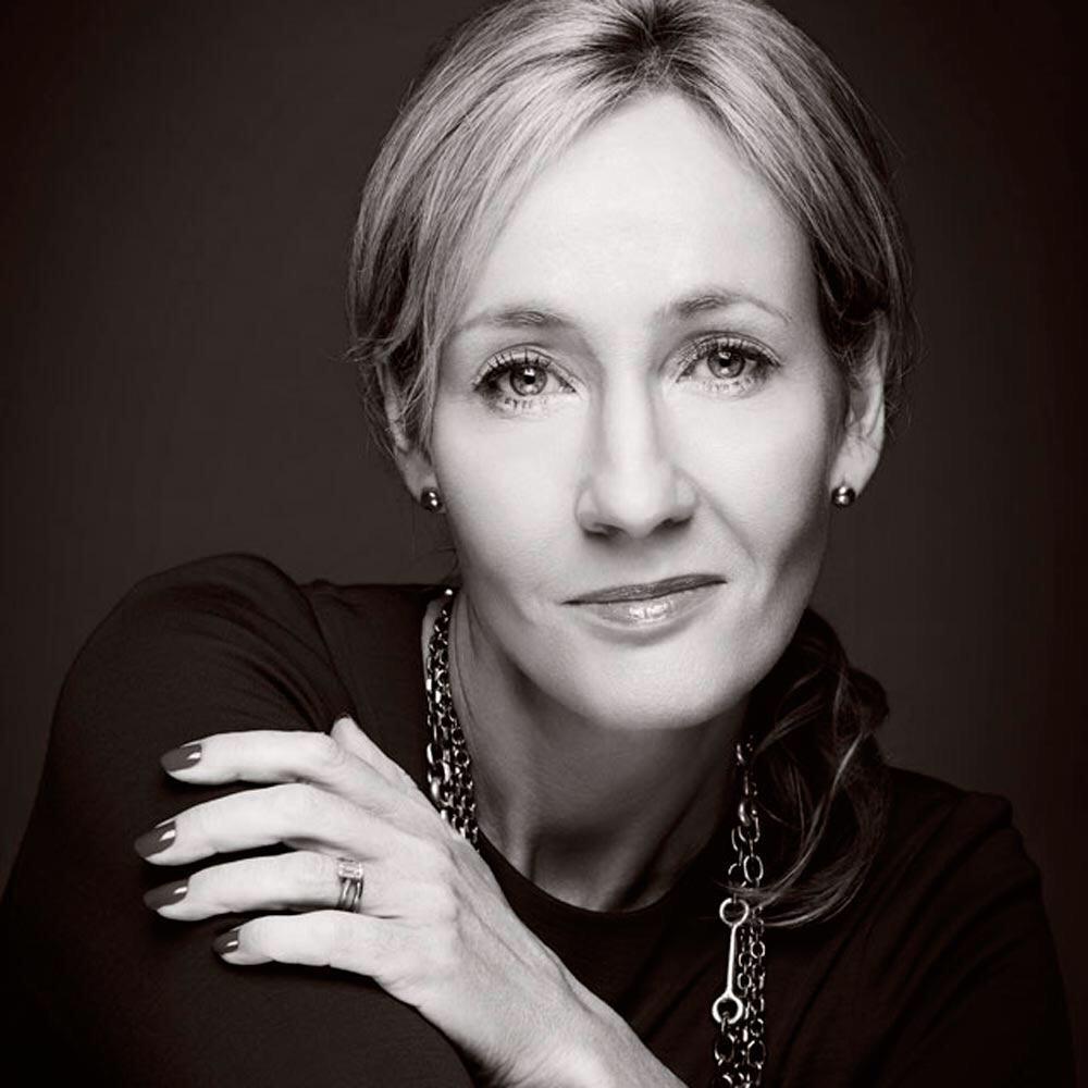 ArtsPictures's tweet photo. Today's the 50th anniversary of J. K. Rowling #Potterhead #Photo #fotografía #MyOwnTouch http://t.co/lr10XyAOSH