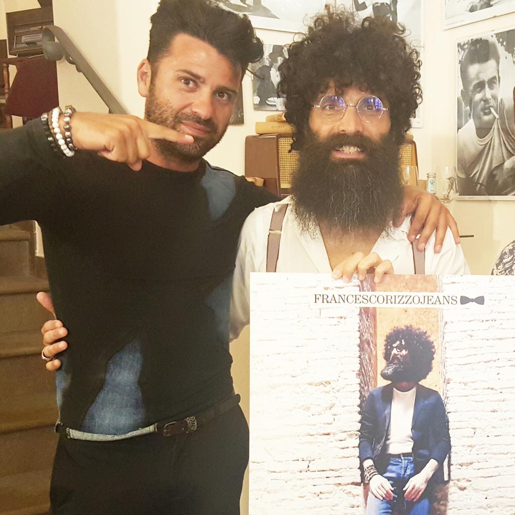 FirstFashionOne's tweet image. #fashion #jeans #jewelry #men #woman #makeup #hair #nails #italia #vogue #gq #elle #pic #fashionista #world #love