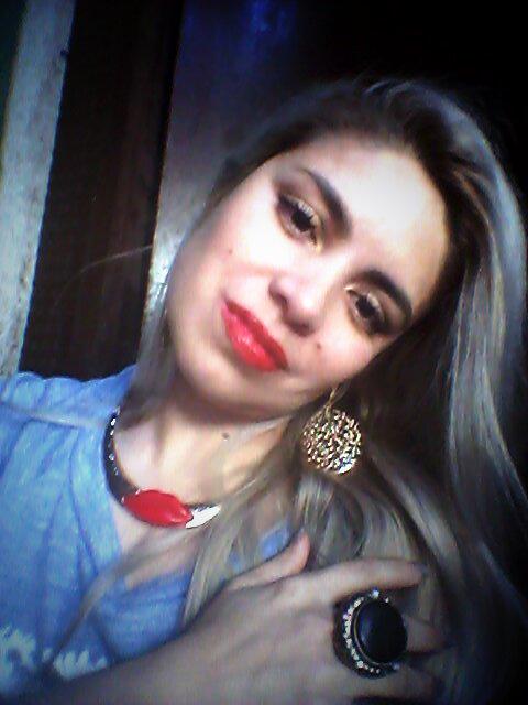 Mi look inspirado en tí <a href="/sandyboquita/">Sandy  Boquita</a> (mira mi collar) y <a href="/SelenaQOficial/">SelenaQuintanilla</a> 
#BidiBidiBomBom Saludos!