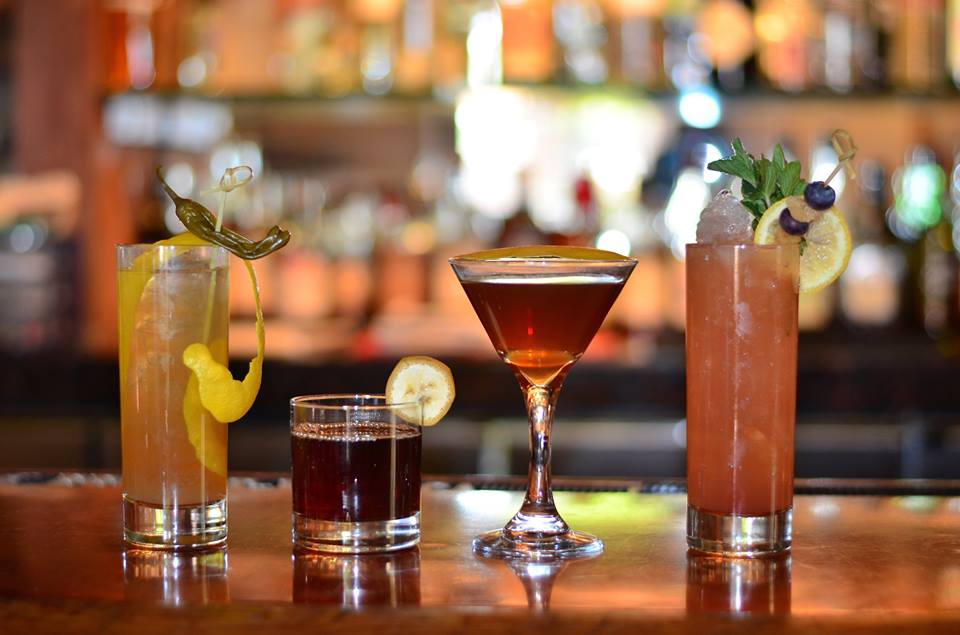 LastDropAZ's tweet photo. Almost time to start the wknd - local drafts, well drinks + happy wine for $6 during #happyhour (4-7pm). http://t.co/ozDDrttAqt