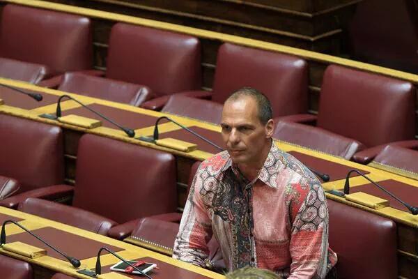 Nicolas_Geor's tweet photo. @TheodosisK men peripezeis re ehw paromoio forw to p paw Agia Napa. http://t.co/ejuZg8uhdq
