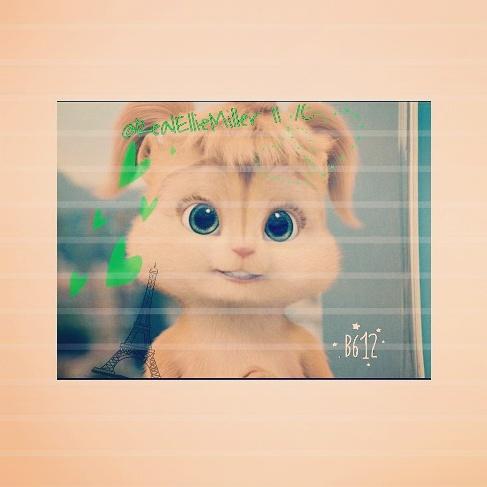 RealBrittany_M's tweet photo. Thakkssss ellieeee!!😙😙😙 i love it 👉👈😍 @RealEllieMiller  
This is for you 👉👈😙😙 http://t.co/iRLo0zK68i