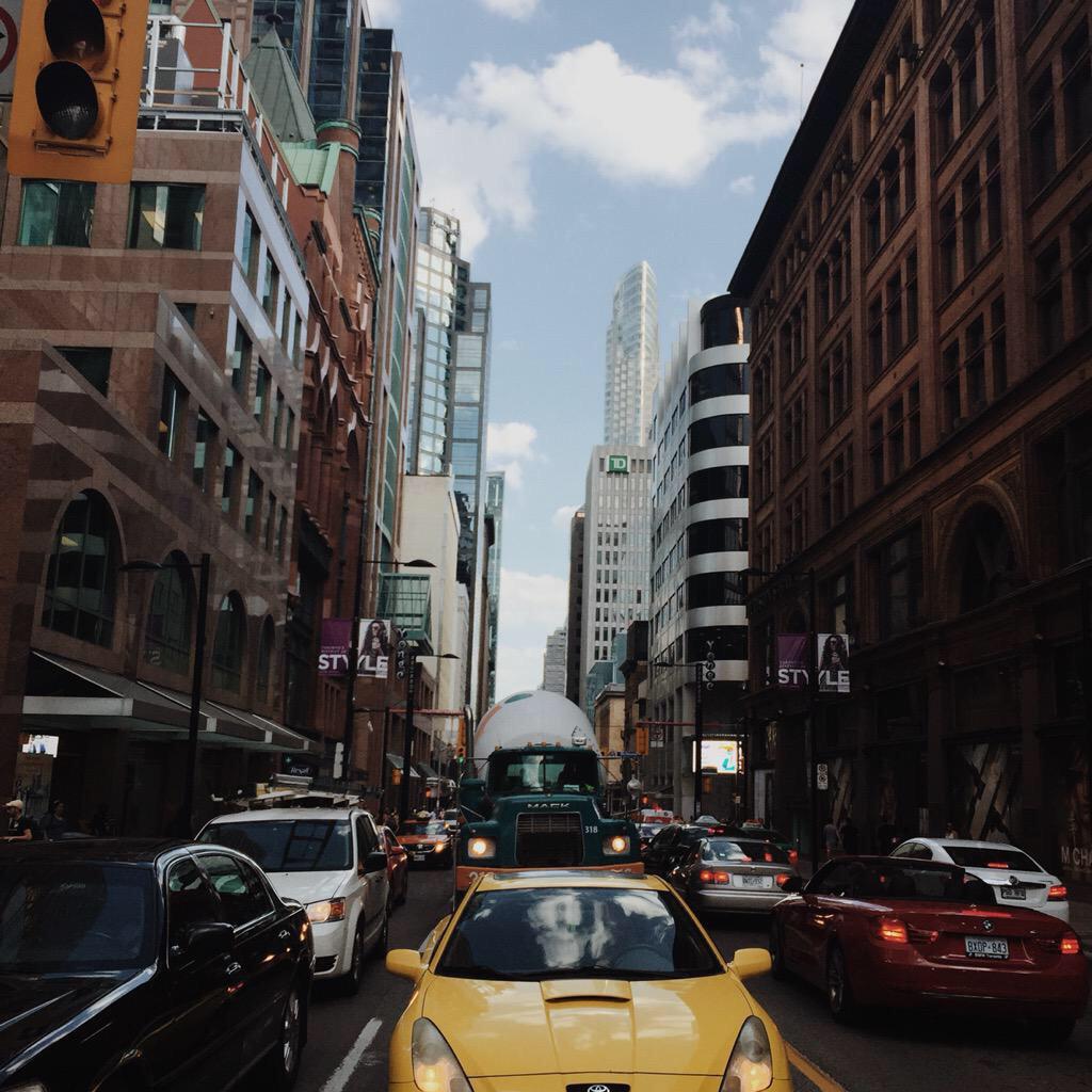TraveIings's tweet photo. Toronto, Canada 🇨🇦 http://t.co/h9oWISFnYJ