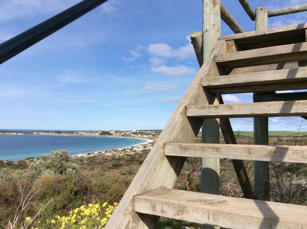 ChampsAcademyAU's tweet photo. life is a climb, but the view is great ☀️🌏🌿 @ChampsAcademyAU #ChampsAcademy #WhillysStory http://t.co/19kTiuEHJP