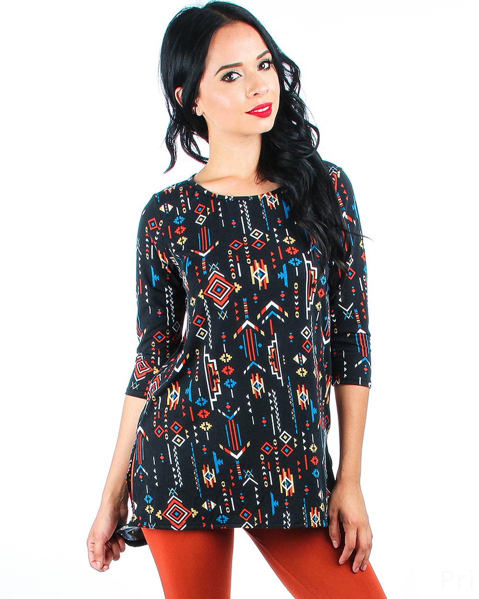 lyssloo_clothes's tweet photo. So in love with these sweaters we just put on http://t.co/Zhcrr8nd4j #tribal #tiedye #paisley #sweaters #lyssloo http://t.co/DQz78QlE9S
