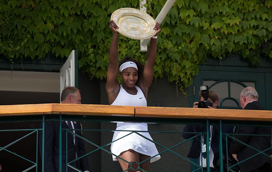 SELFmagazine's tweet image. These women aren't only crushing the game, they're changing it #PlayLikeAGirl on.self.com/1Iug7sl