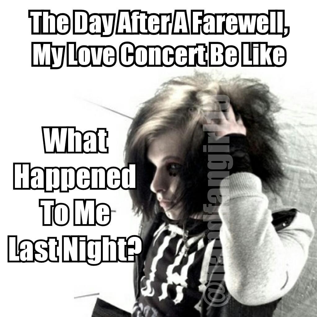 BandFanGirl15's tweet image. Yep. Woke up to Jim Baber's foreskin once 😉 which was signed by everyone 👍 @ashes_to_angels @THEDEADXIII