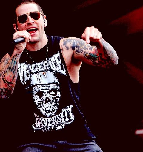 Happy birthday M.Shadows! the fucking best! A7x foREVer !     