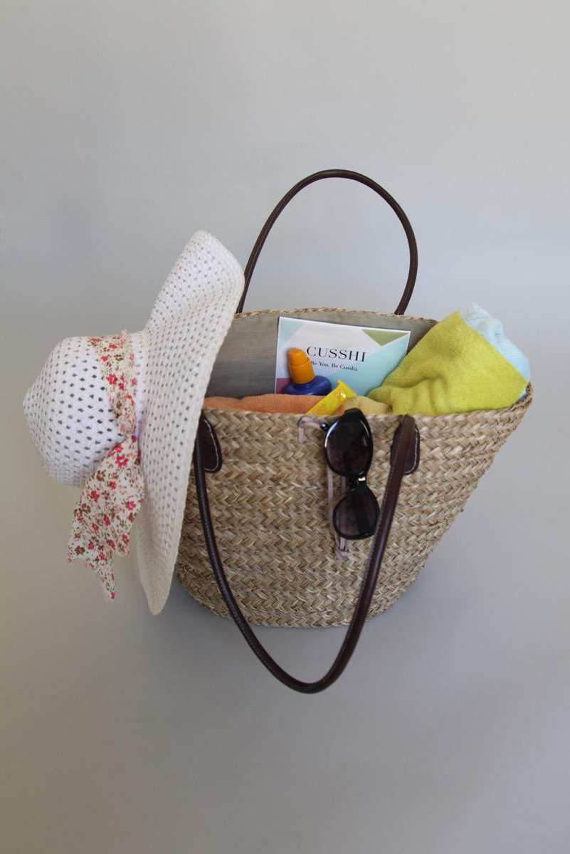 Cusshi's tweet photo. Hooray! You can now buy the Cusshi-bags online!! Check out the website! http://t.co/myx2eqmnPT #startup #webshop http://t.co/In5inE8XK0