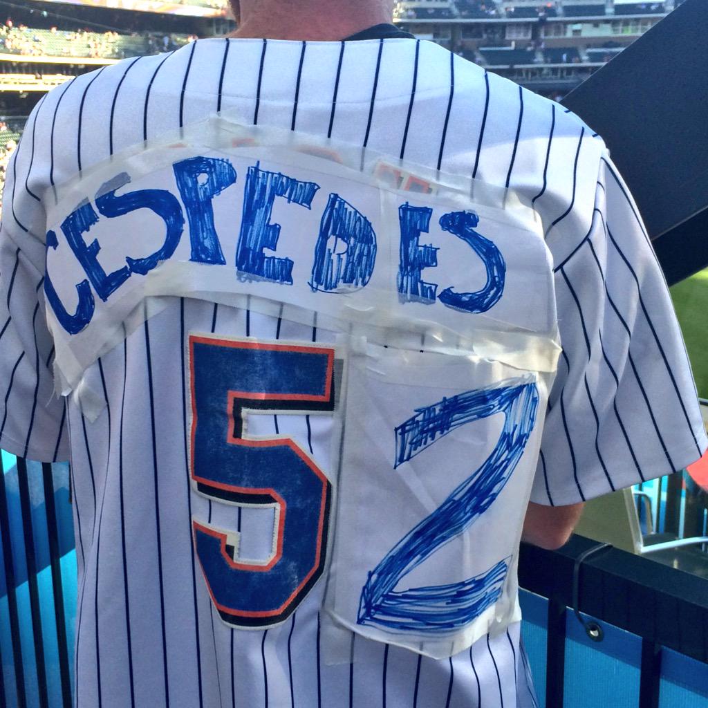 Mets's tweet photo. We'll have the real thing at the #Mets Team Store soon but this fan decided to take matters into his own hands. http://t.co/hC8MwtxiSy