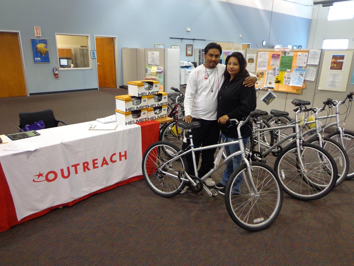 OutreachSCC's tweet image. OUTREACH in ACTION!!!

#OUTREACHprograms