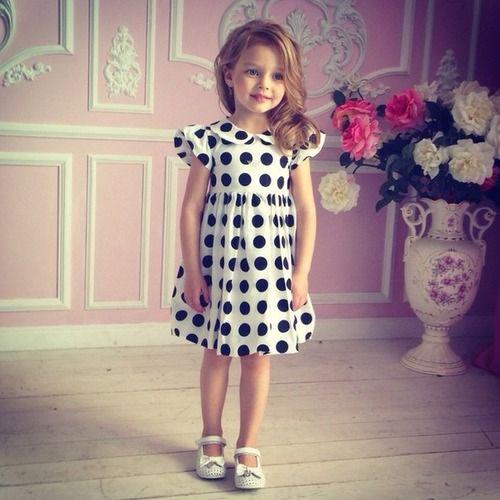 EmmyBooBoo2's tweet image. Someone message mwe? *looks down*