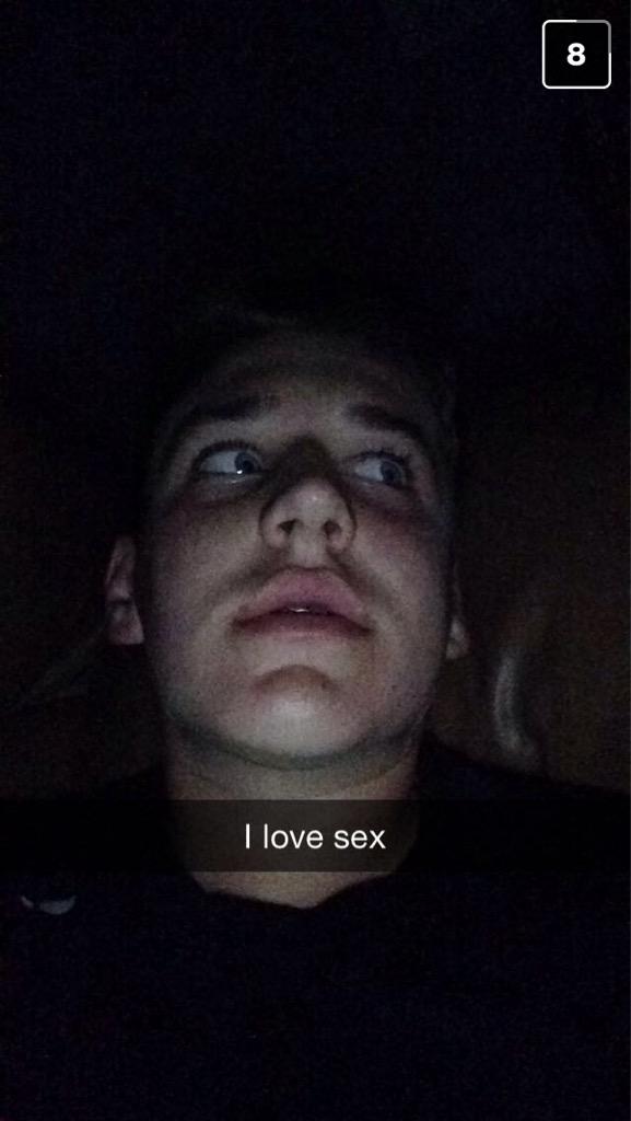 ChrissNolan1's tweet photo. #exposed http://t.co/JrB8TXxEmV