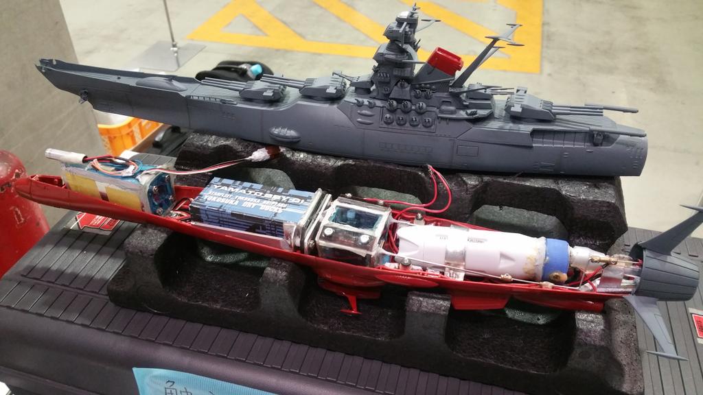 Tnoho Mft15 宇宙戦艦ヤマトの潜水ラジコン なんと偏向ノズルで外見そのまま 砲塔も動く スゴイ Http T Co Qsedyaldz5