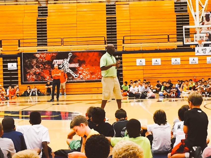 mousevillejeb's tweet photo. ππ2β£3β£ addressing the campers & sharing his love for the greatest game ever invented!!! ππππππ #MJFSXX #MJFS2015 http://t.co/Okwl1afKtY