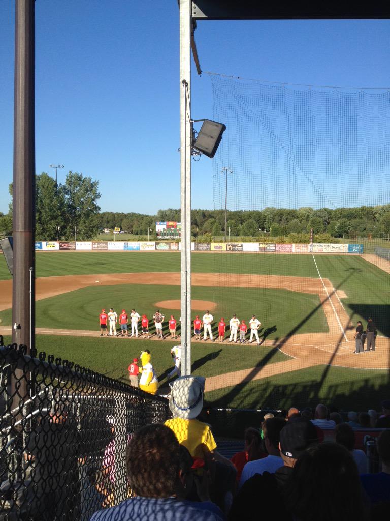 LitchBaseball's tweet photo. The @WillmarStingers starting lineup looks like our whole season... Missing @Lilchise38 http://t.co/3MmLHB5LdY