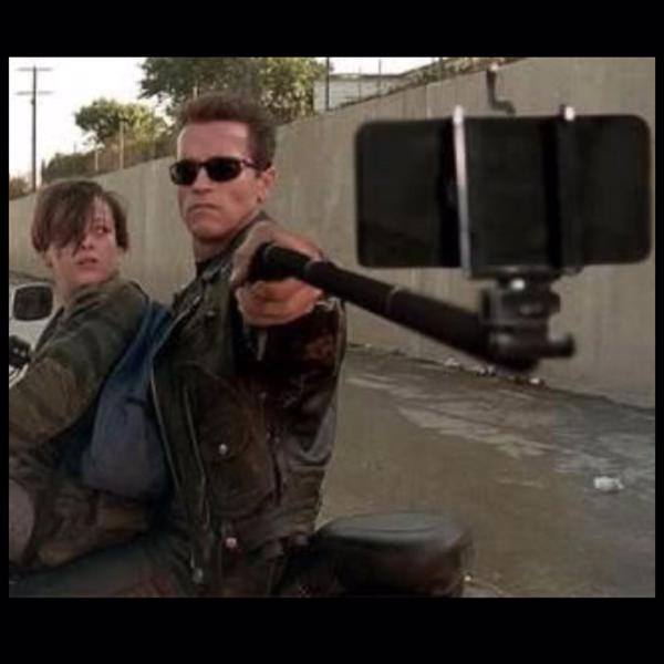 GiveMeInternet's tweet photo. Hasta la vista...selfie. http://t.co/zEKpfk8G6j
