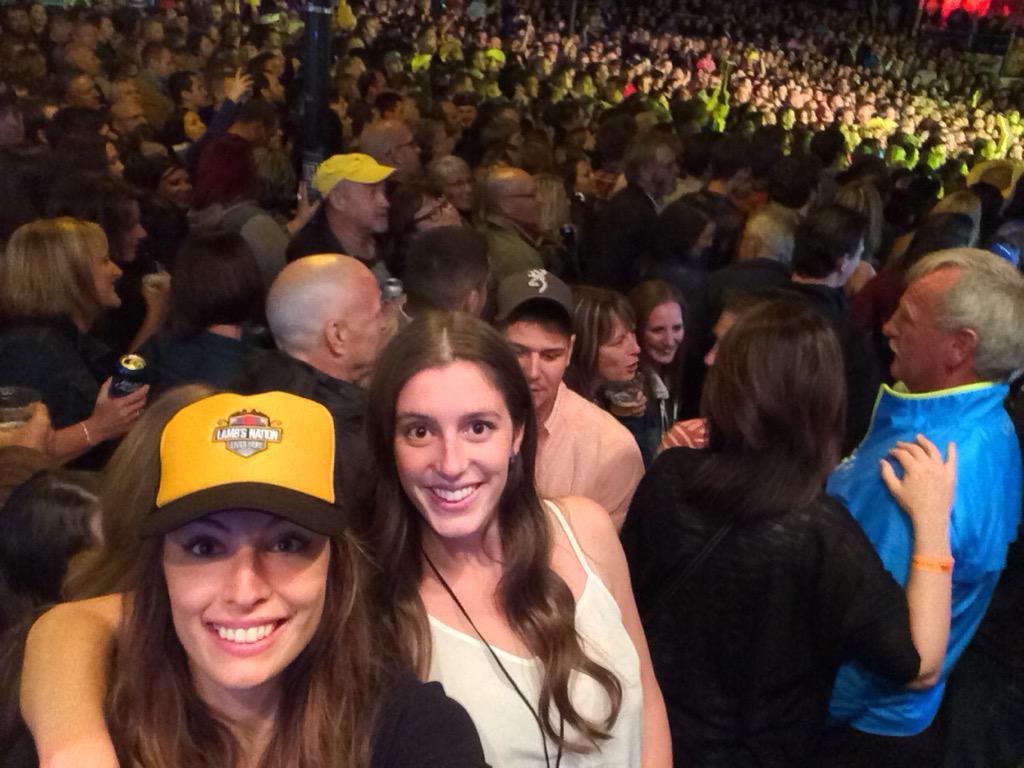 DimitraKufudi's tweet photo. Big crowd at #gsf2015 ! I hope you're having #largetimes tonight !!! #lambsrum #LambsNation http://t.co/Qfqu32dWFO