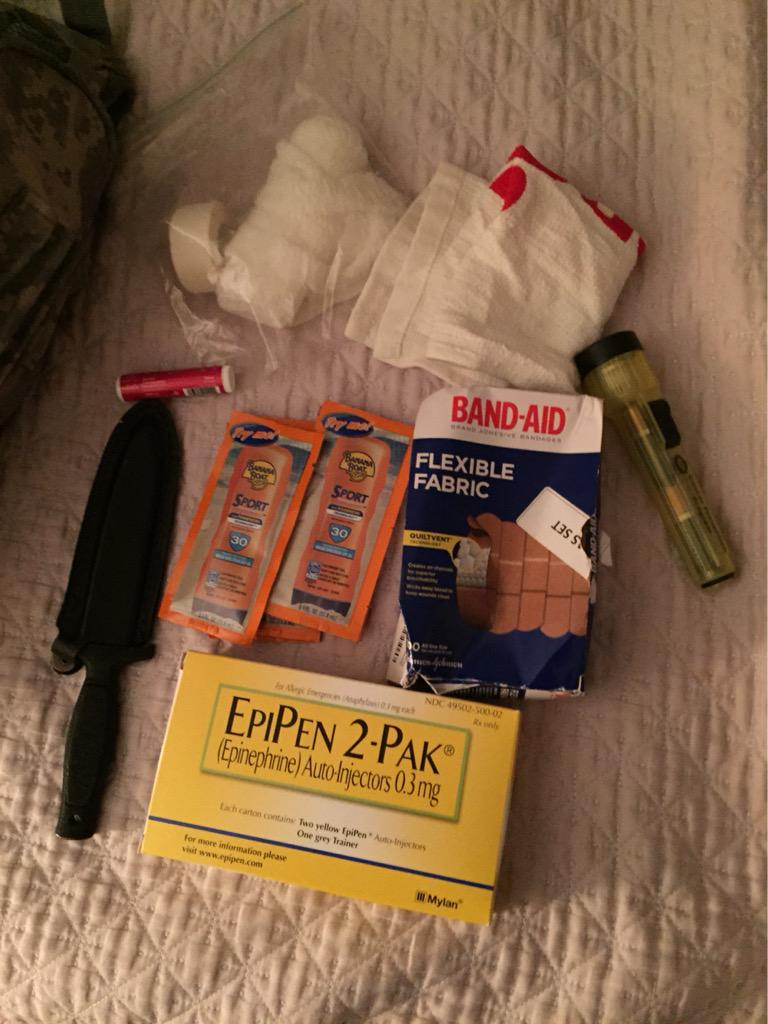 MsTraeLee's tweet image. Taking my nephew hiking, I think I'm going overboard... 😏 #crazyauntie