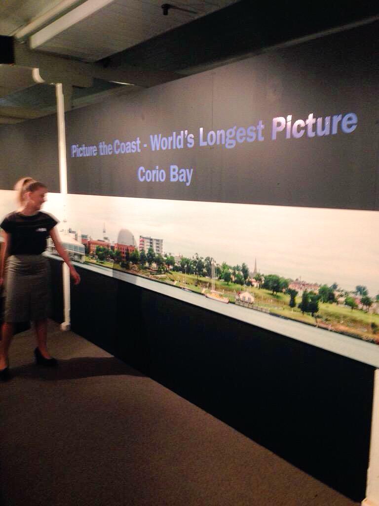 hishfernando's tweet image. @TEDTalks @TEDx @TEDxMelbourne Some cool things you can do with #WorldsLongestPhoto @PictureTC