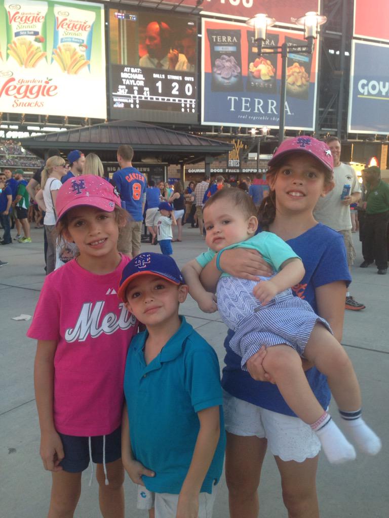 Russo_Bill's tweet photo. @Mets Happy Harvey Day! http://t.co/qXE8pHKkyw