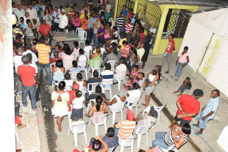 JoseMontasD's tweet photo. Se suman el Barrio los Coquitos, los Molinas, a formar parte de este gran [PROYECTO]. #SanCristobalGANAconJose http://t.co/W8PF8VX3VE