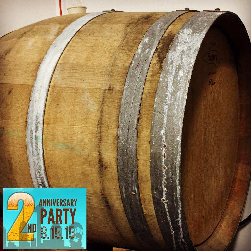 bustedsandal's tweet photo. Our Slippery Rock #IPA has been inside of this red wine barrel for almost a year. Try it at our #2ndAnniversaryParty! http://t.co/KEFOjgTCQc