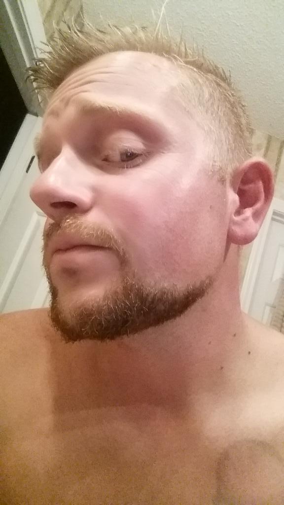 10SecndsOfTaint's tweet photo. Gotta change it up #stachetime
#iwannabelike @WilcoxStuff http://t.co/34bLUZPMhD