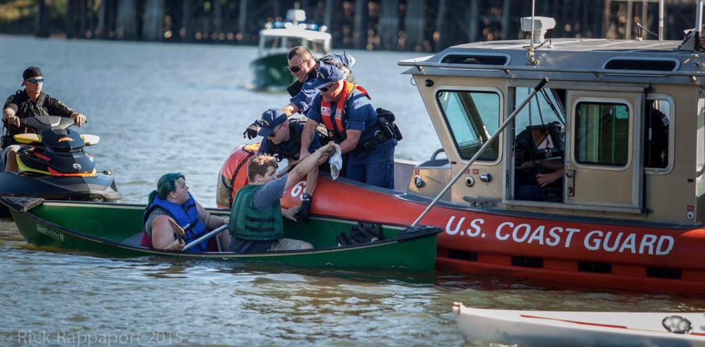panayiotab's tweet image. My shipmates going against the Coast Guard's own core mission. #ShellNo #ShellNoPDX #climateaction