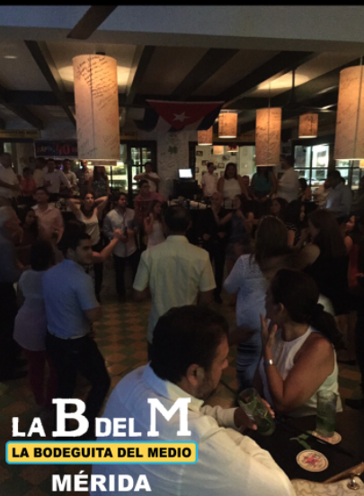 BodeguitaMerida's tweet photo. Si lo que buscas un viernes en la tarde es #MúsicaEnVivo #Mojitos  y #Ambiente , estás en el lugar correcto. http://t.co/6aVmlBG6kO