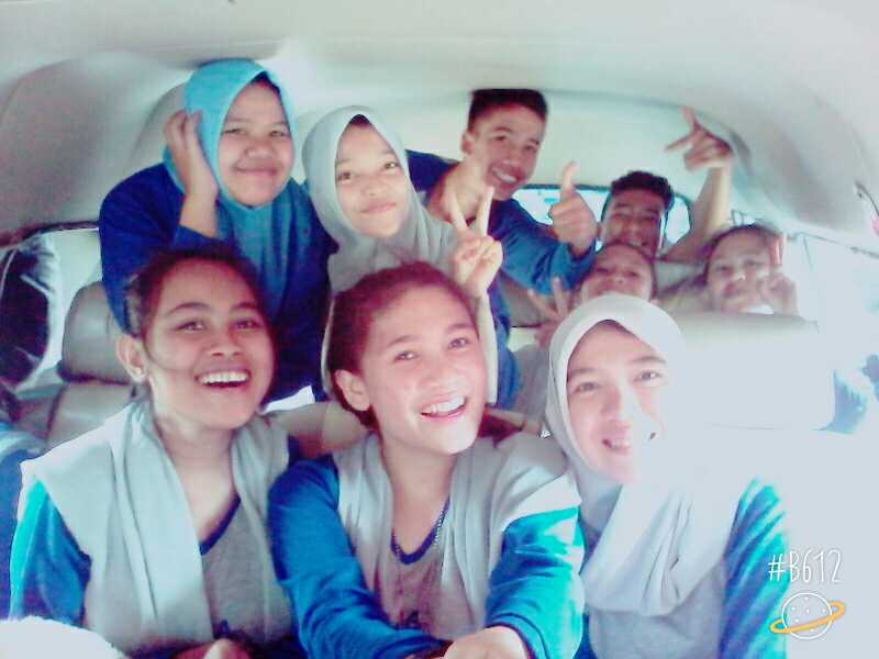 RumiNadia's tweet photo. Yg mna nya bahagia ya kaya gini,,,,, skrang udah pisah ke ingat lagi :( http://t.co/VBX7wskovX