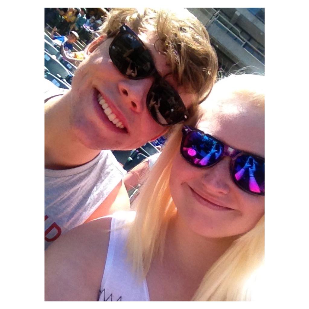 troubledclaire's tweet photo. two years ago today I met someone who has helped save my life numerous times😭
I even made him laugh💞 @Ashton5SOS http://t.co/XL5kouPYHt