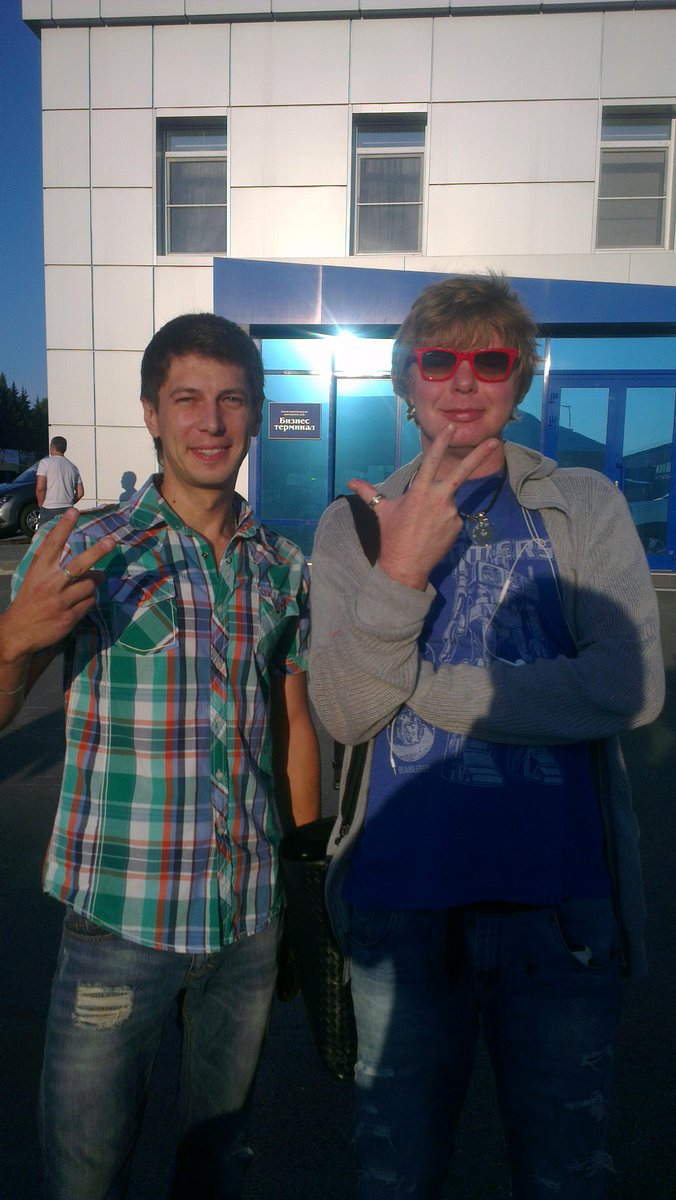 koalse84's tweet photo. @Ryrik Ждем концерта! http://t.co/S4bBZ1PBcZ