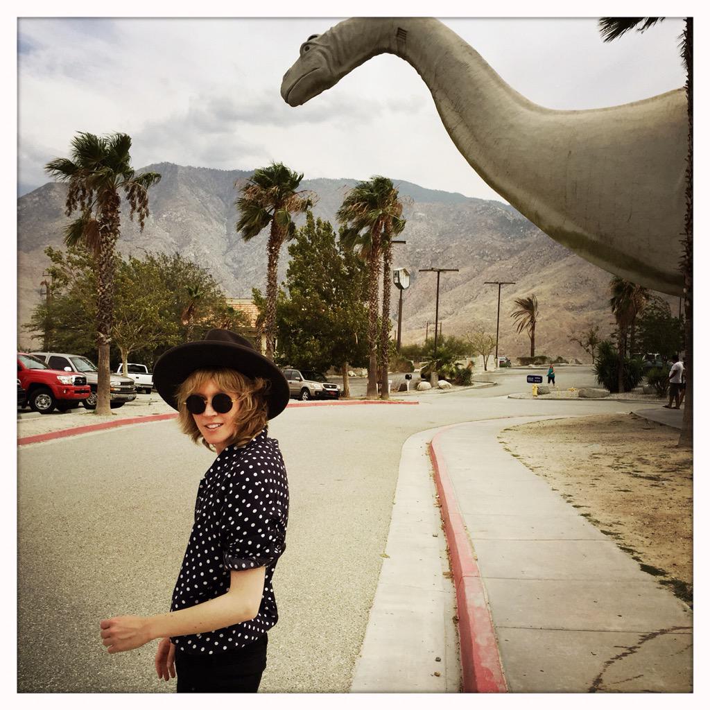 Bye Palm Springs! Back to L.A. in time for dinner! 🚌💨🐉🌵🌴 instagram.com/p/50tgyIGn69/