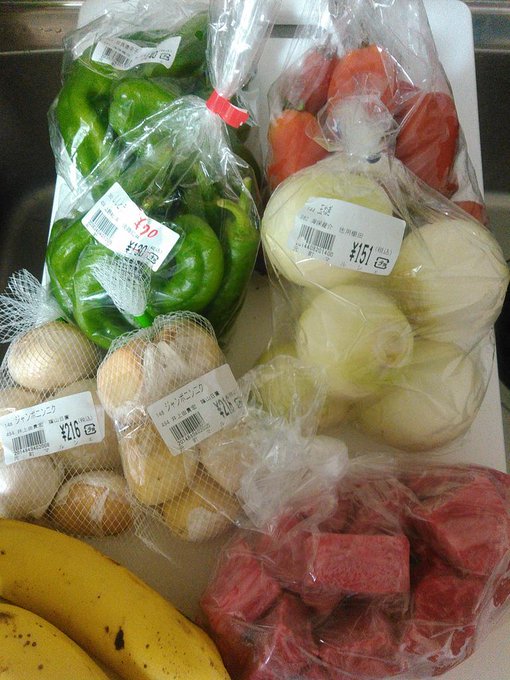 お前ら全員刻んで❗潰して❗焼いて❗煮込んでやる～Ψ(‾∇‾)Ψ 