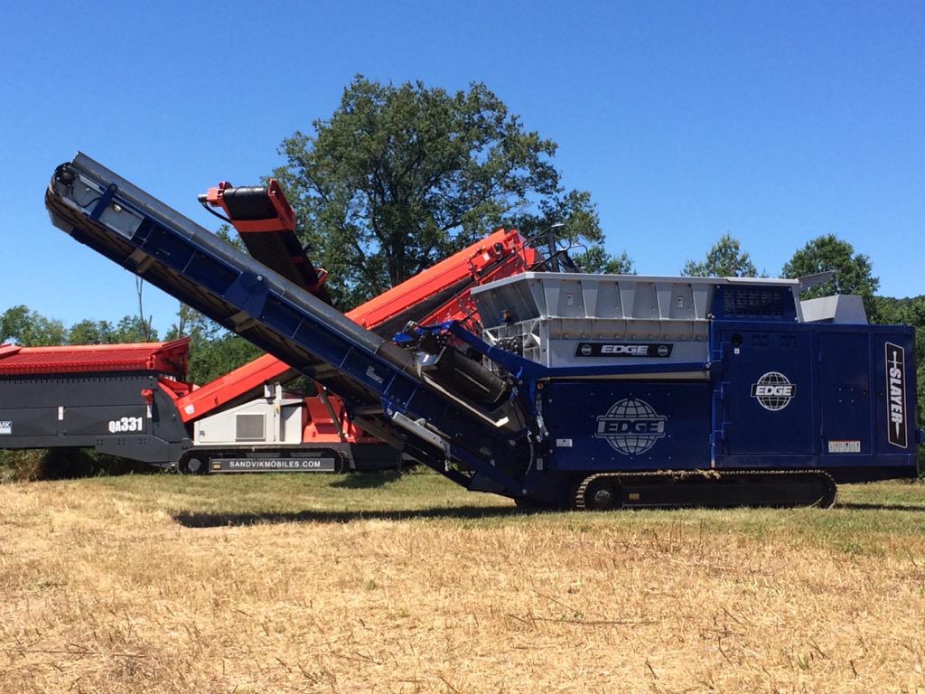 kevmcguire75's tweet photo. Sandvik QA331 & Edge Slayer XL @sandvikmobiles @EdgeInnovate #marketing #NYshop http://t.co/PUzoR7uFxU