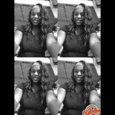 f4dedbri's tweet photo. Aye Yall Go Follow @Qveen_kde http://t.co/oT7Csmux77