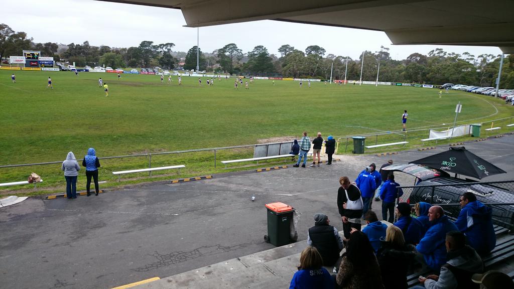 samthescoop's tweet photo. #Sunbury vs @Northies1 should be an awesome encounter today! Tune into 979fm for today's call. #979fm #BFL2015 http://t.co/hgtw55bH7K