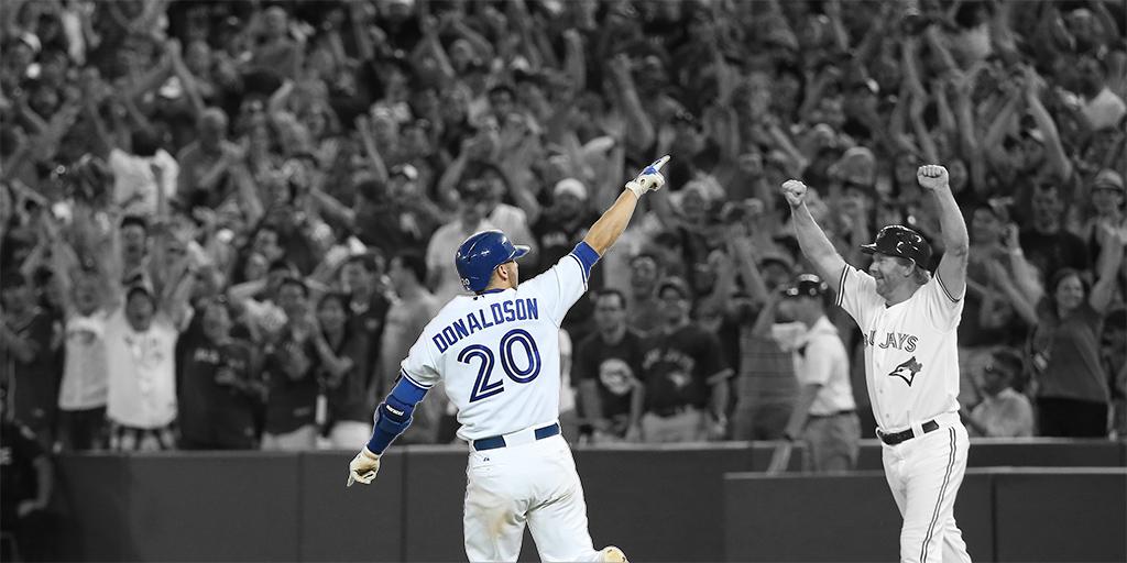 MLB's tweet photo. It’s for all those faces in the crowd. #WALKOFF http://t.co/TEN51ycWCK