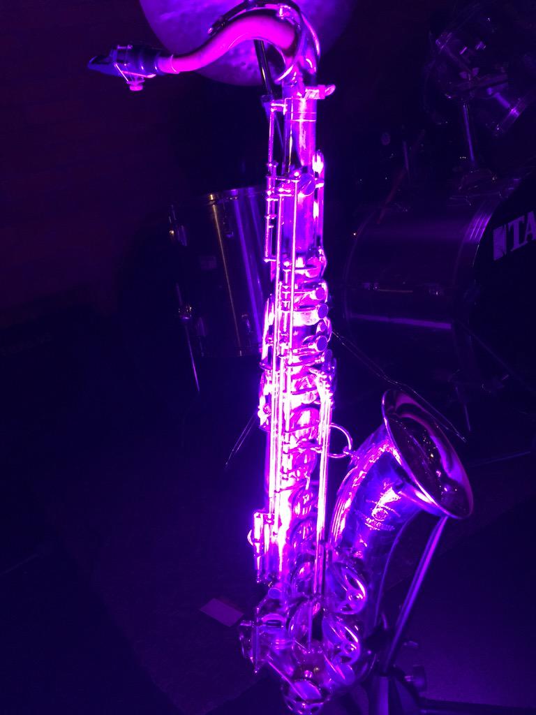 BmackJazz's tweet photo. .@wtrworksvt w/@GrippoFunkBand and my @connselmerinc @selmersaxes #BalancedAction #TenorSax & #ElectroVoice #RE20 http://t.co/fwcUrHyvdv