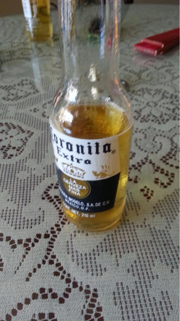 RegiMartinez_'s tweet photo. #SeAcabóJulioY yo de lo único que tengo ganas es de beber. 😔 http://t.co/Zg8MAGndYe