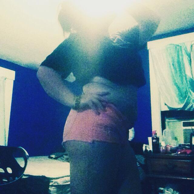 SoonToBeMarried's tweet photo. You think I'm ugly cause I'm big ? Damn boo that's to bad , bc I look pretty good for being big 💯 http://t.co/8x7mjCqZSu