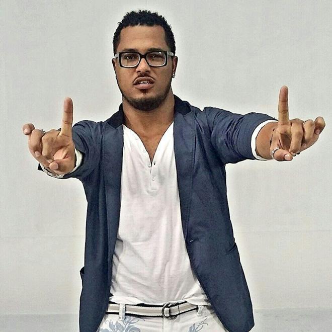 A big shout-out to Van Vicker ( August 1st baby numero uno!  