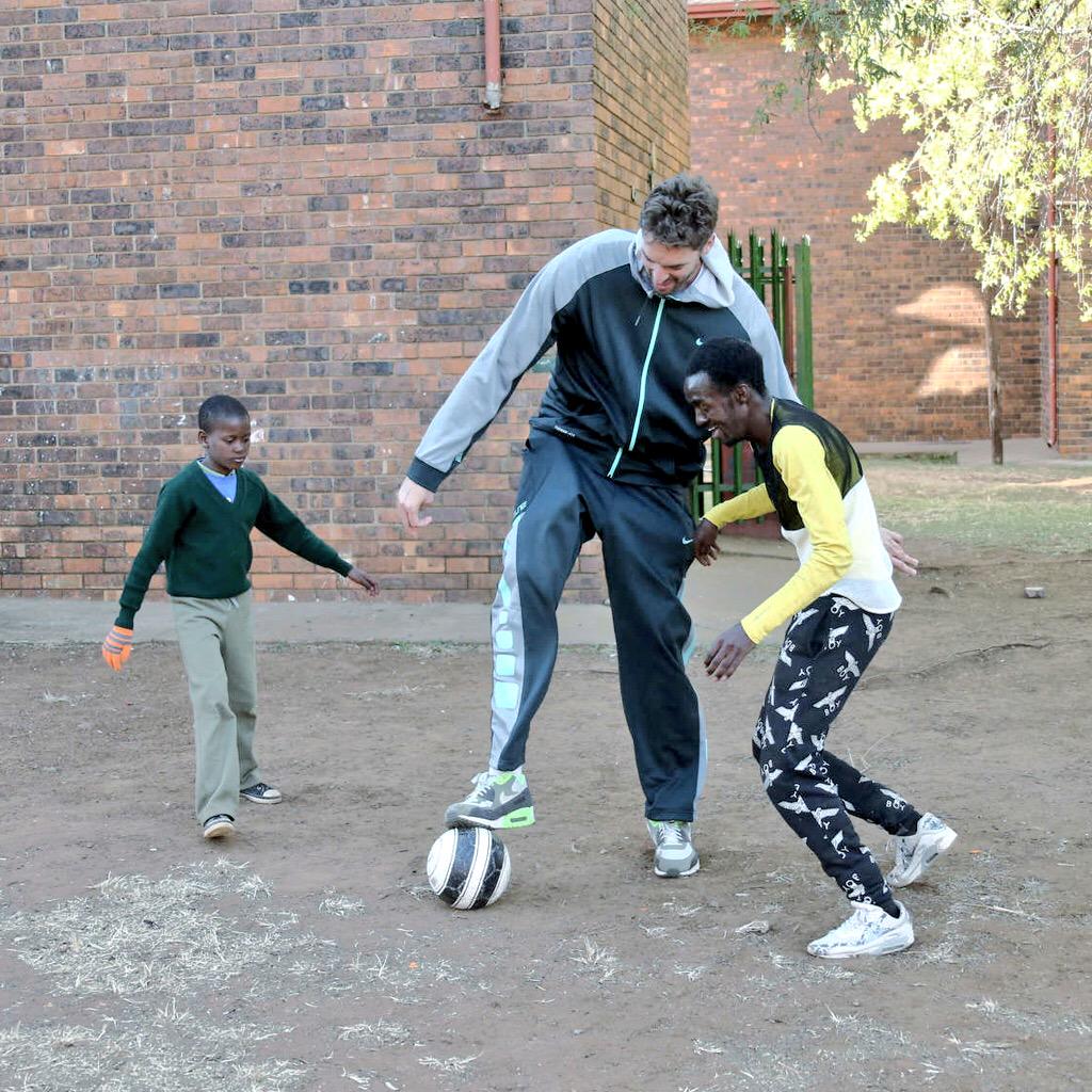 paugasol's tweet photo. Thankful for all the journeys basketball has taken me. Impactful trip. #ChangingLives #BWBAfrica #ALLFORTHEGAME http://t.co/52wFgzG7Rs