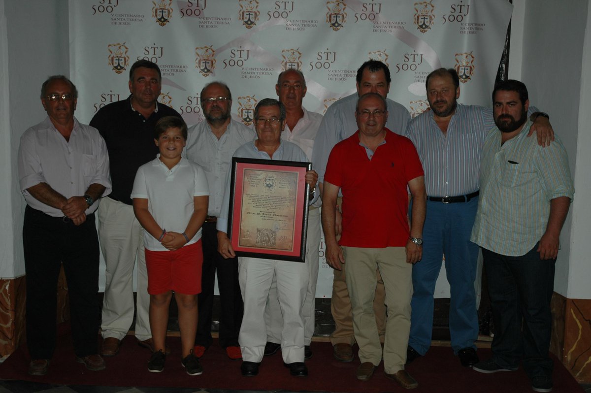 teresiana_s's tweet photo. PEREGRINACIÓN DE LA HDAD. DEL NAZARENO. http://t.co/8Rla9Ifj2m