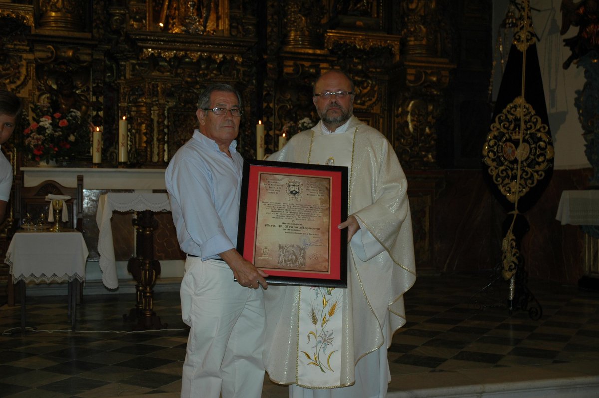 teresiana_s's tweet photo. PEREGRINACIÓN DE LA HDAD. DEL NAZARENO. http://t.co/8Rla9Ifj2m
