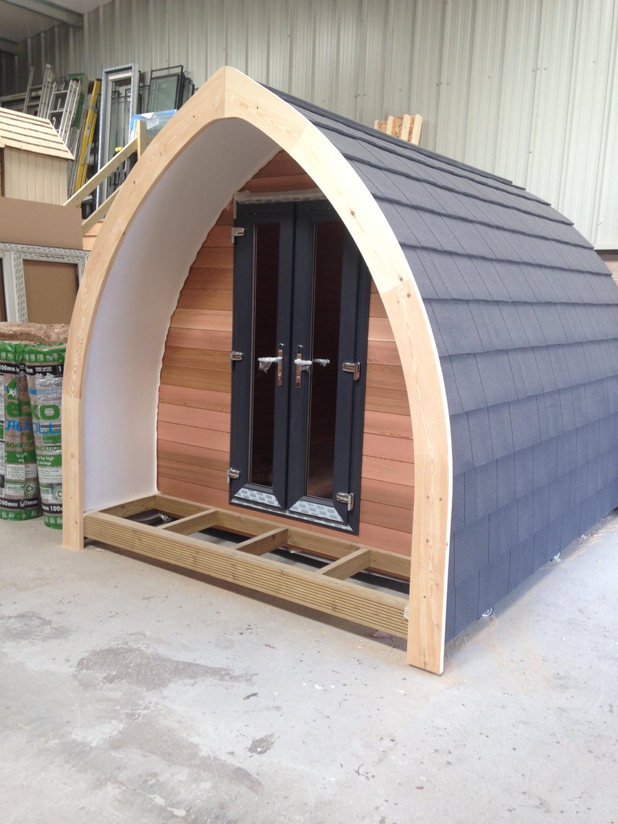 FutureRooms's tweet photo. Our new garden pods also ideal for camping pods http://t.co/YYT16PLeU3 #weekendhour #gbhour #glamping #kprs http://t.co/rIrOVy17sT